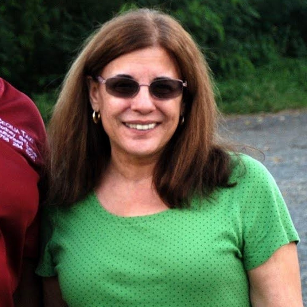 Meet your Posher, Denise